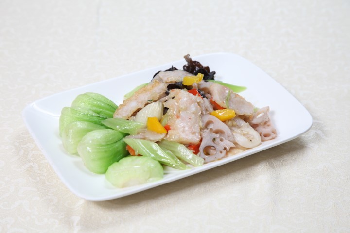 Stir-fried Sliced Lotus Root and Vegetable with Shrimp Paste